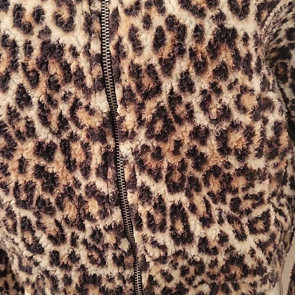 American Eagle Cheetah Print Cropped Jacket‎ Womens XS